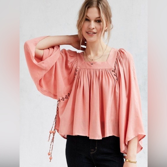 KIMCHI BLUE Peach Blouse Flowy Lace up Details Boho Oversized Wide Bell sleeves - Picture 3 of 5